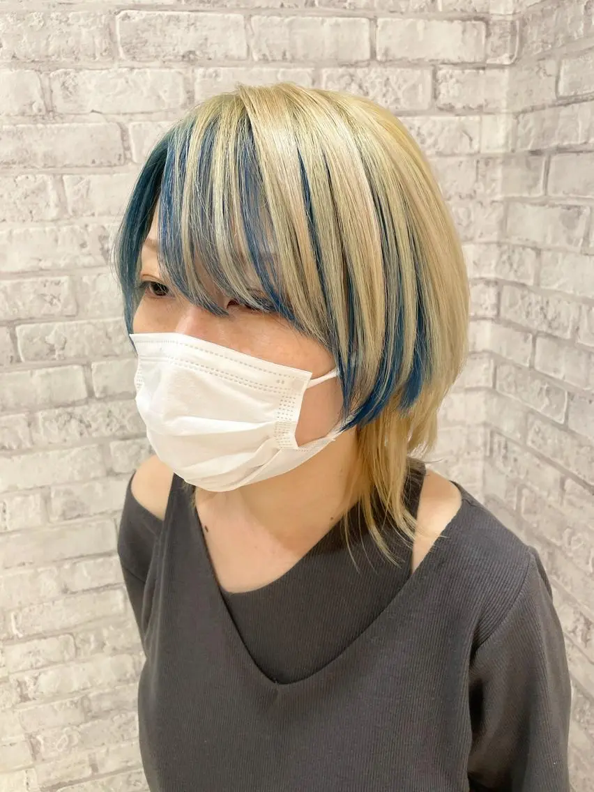 ショート カラー ミストバング ブリーチ フェイスフレーミング インナーカラー ボブ カット ヘアカラー トリートメント 秋山 幸太のヘアスタイル