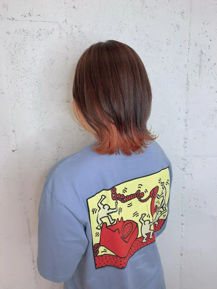 ミディアム カラー 透明感ハイトーン🦄 キラ🌈のヘアスタイル