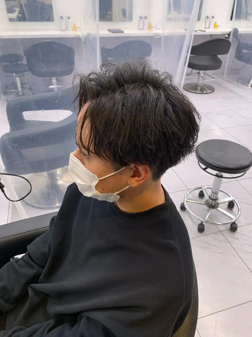 ショート カラー パーマ メンズ メンズパーマ特化 TAIGAのヘアスタイル