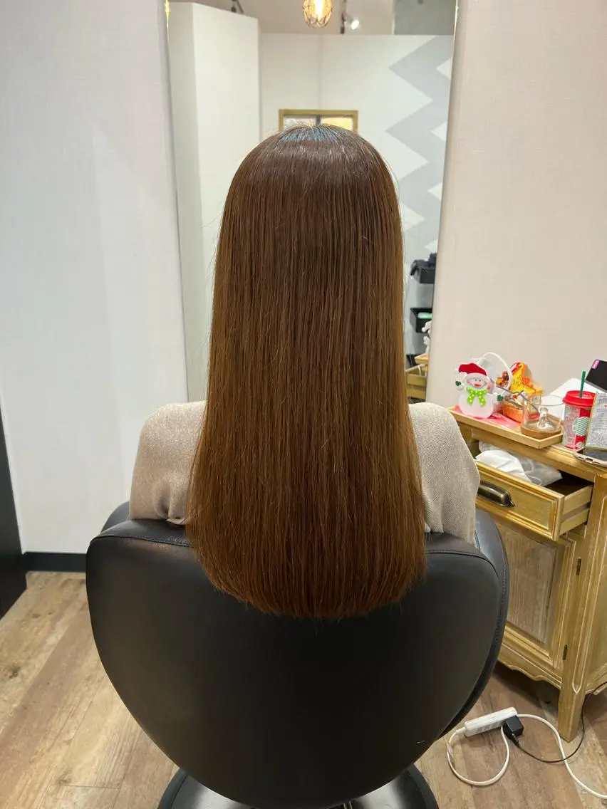 ロング パーマ シールエクステ アッシュ ラベンダーベージュ パープルカラー エクステ カット ヘアカラー 縮毛矯正 トリートメント 吉野 瑳桜のヘアスタイル
