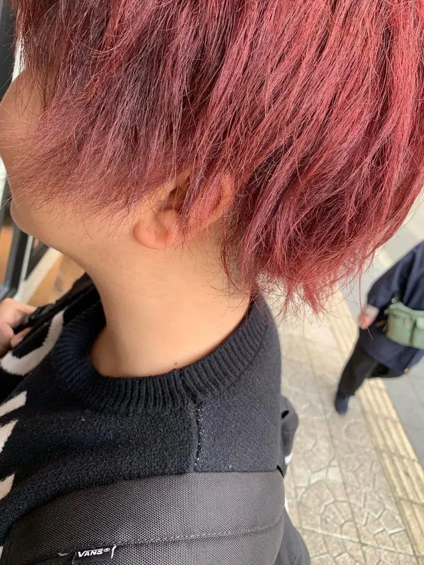 ショート カラー ブリーチ ピンクカラー ローズカラー yoshi （髙橋）のヘアスタイル