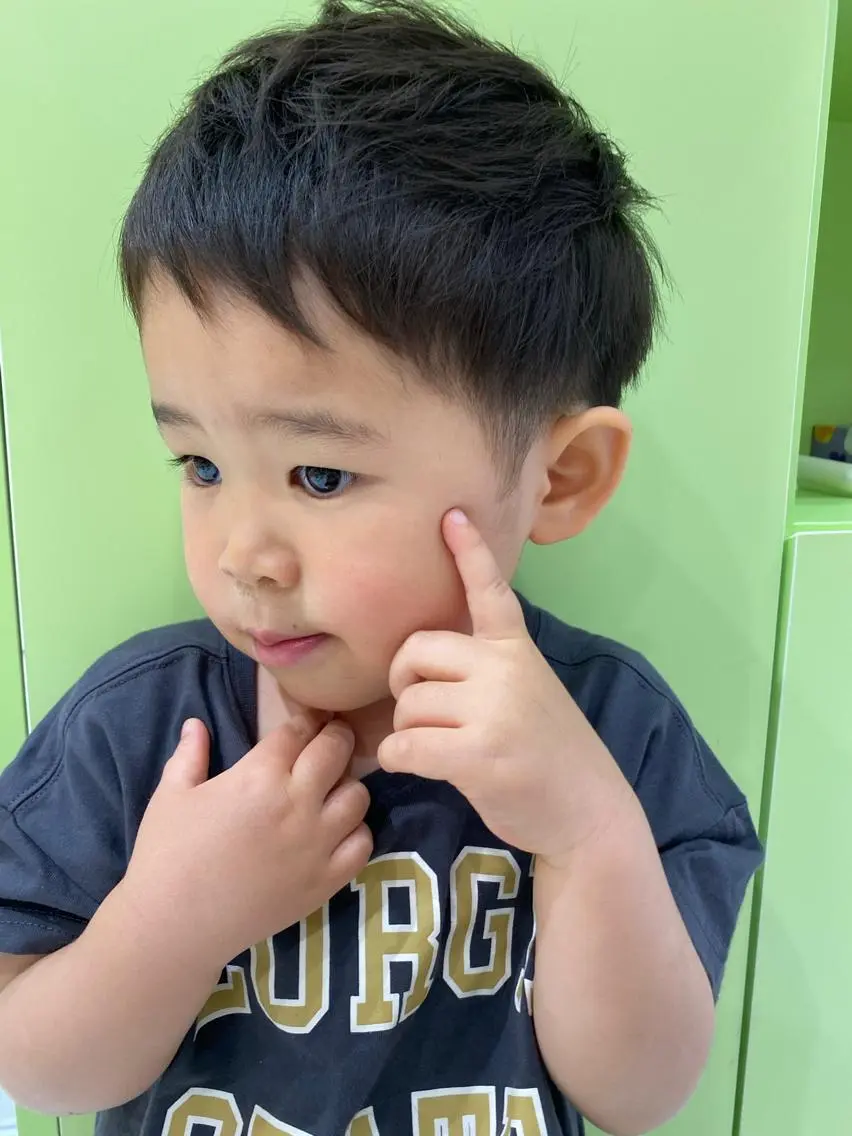 ショート メンズ キッズ 山崎 航のヘアスタイル