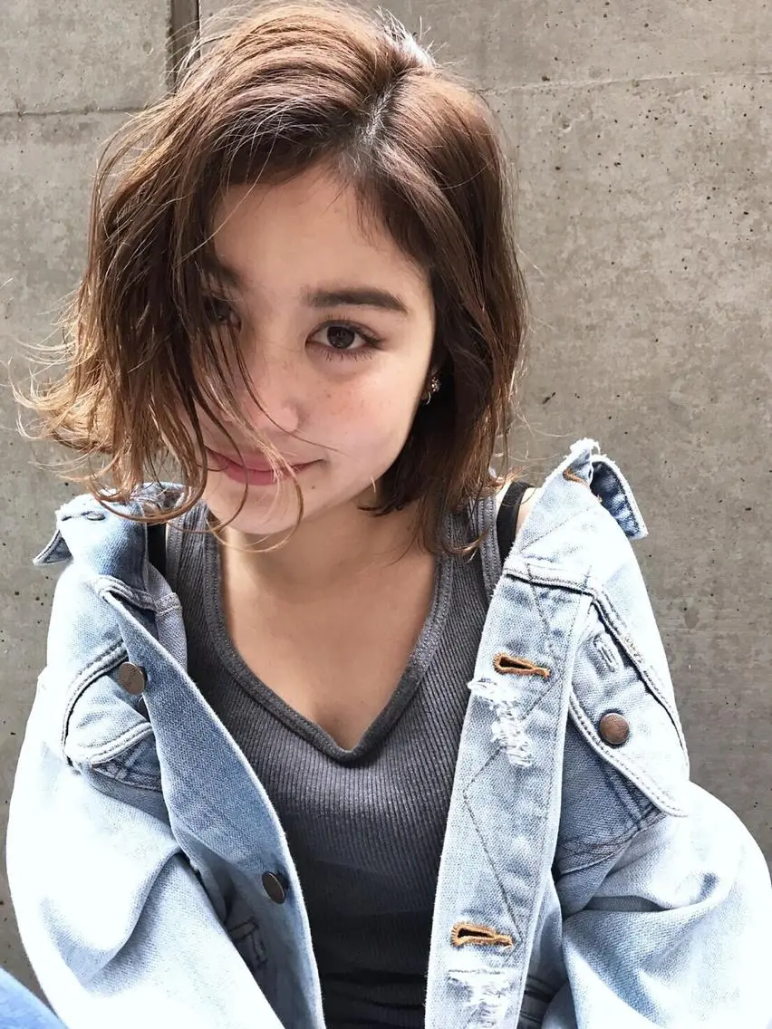 ミディアム カット ヘアカラー トリートメント 一ノ瀬 暁のヘアスタイル
