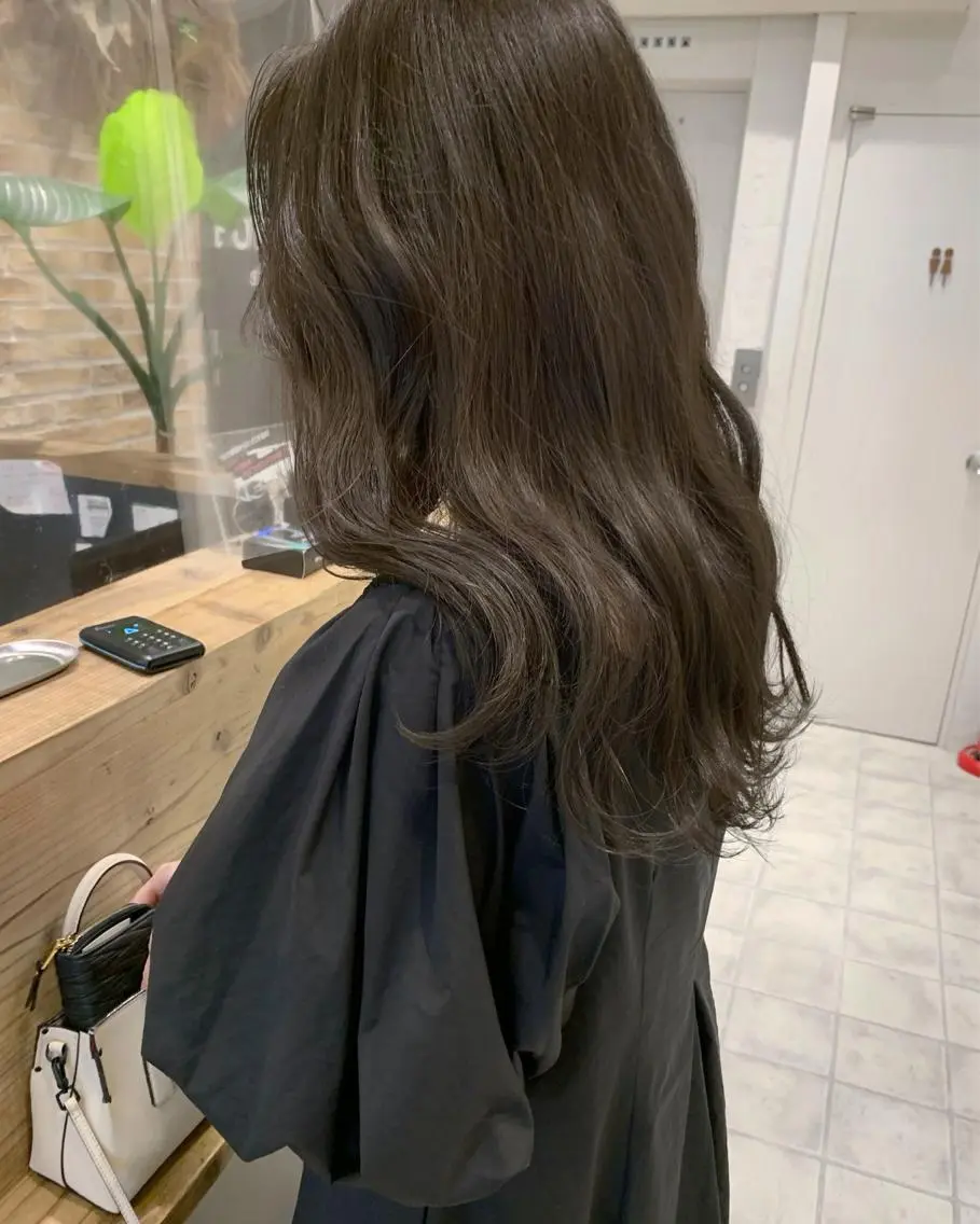 ロング カラー グレージュ オリーブグレージュ オリーブグレー 🌟アレンジが似合う カラー🌟Rumiのヘアスタイル