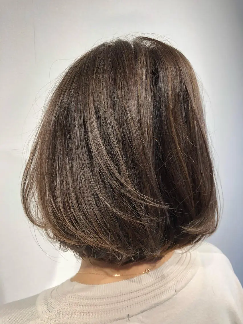 カラー ハイライトカラー レイヤーカット 早崎太生のヘアスタイル