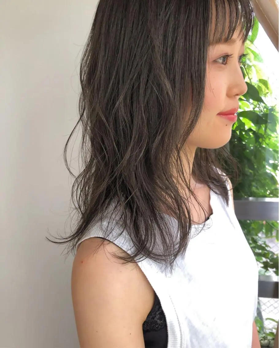 セミロング カラー 透明感カラー 🎀エリコ🌈のヘアスタイル