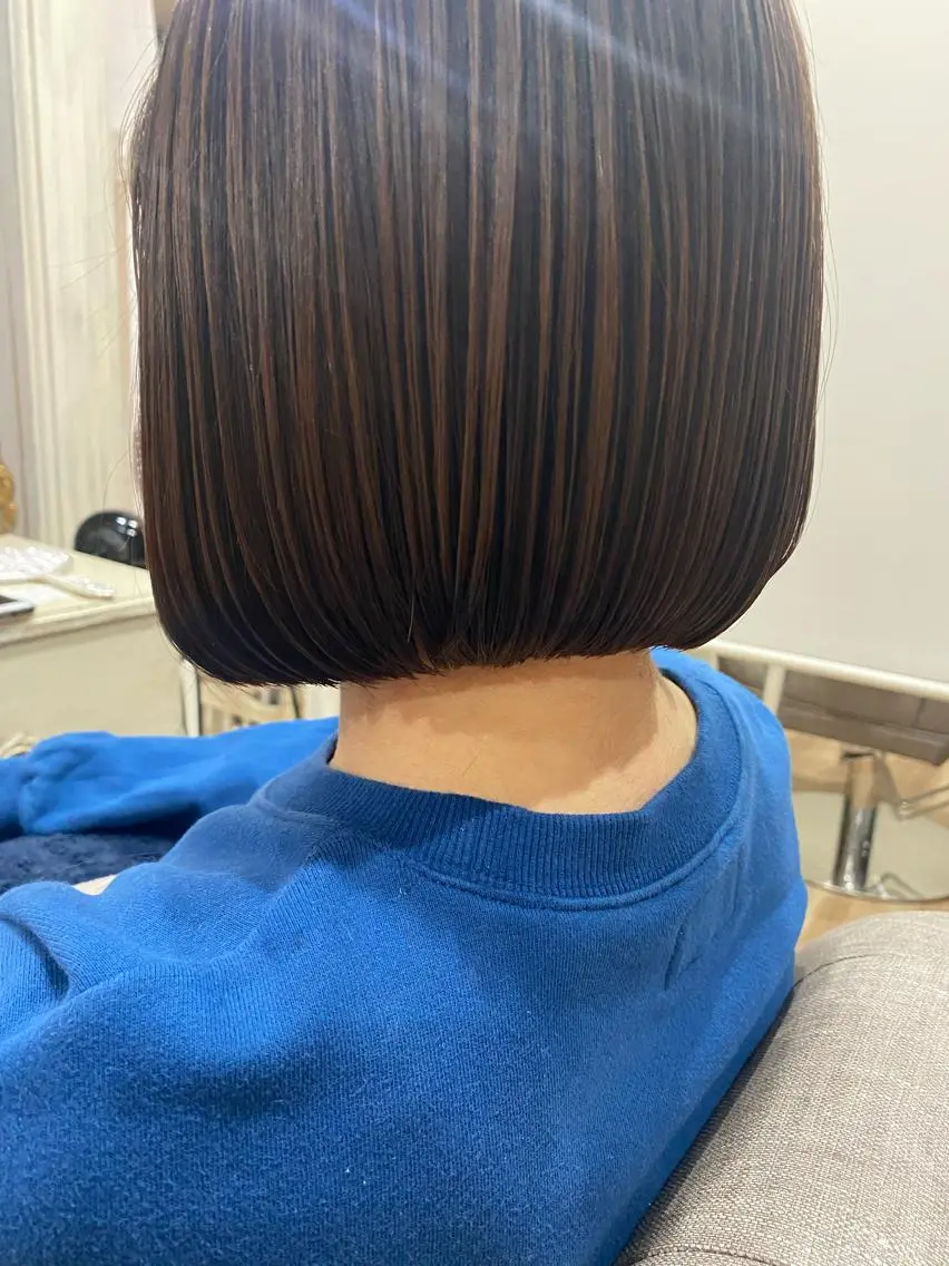 ショート ボブ 東田 恋のヘアスタイル