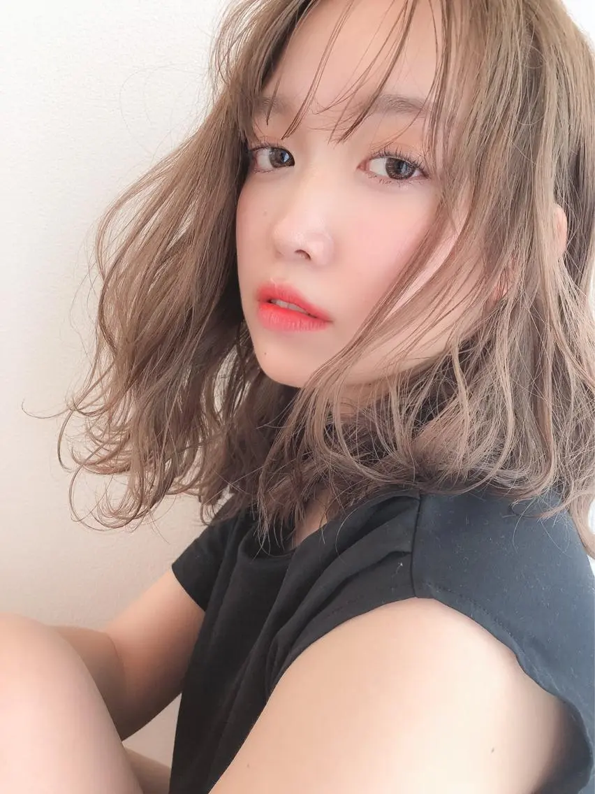 セミロング カラー ブリーチ ダブルカラー ブリーチなしカラー ヘアカラー トリートメント ivybyCIEL 女性専用サロンのヘアスタイル