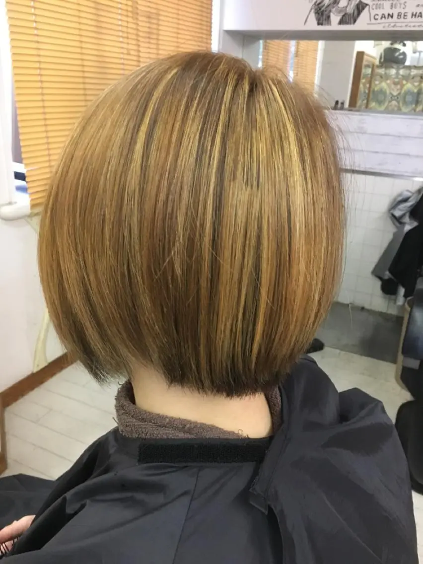 ミディアム カラー CRADLE Takeuchiのヘアスタイル