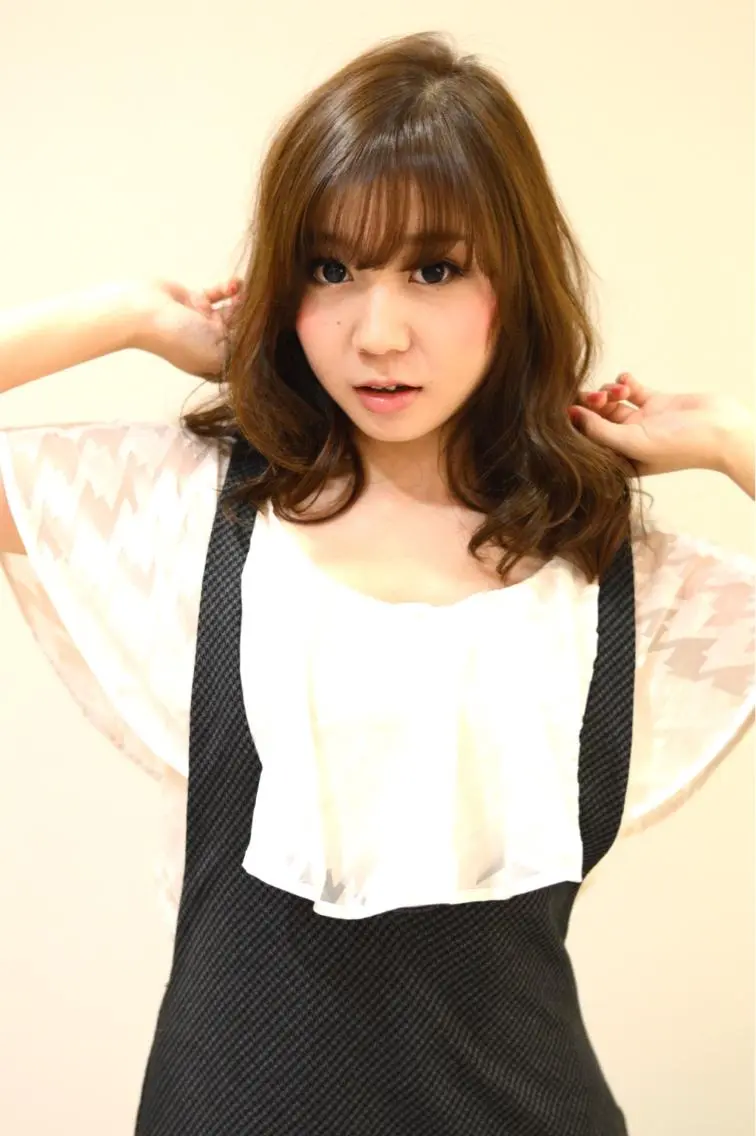 セミロング カラー テラモト カズヨシのヘアスタイル