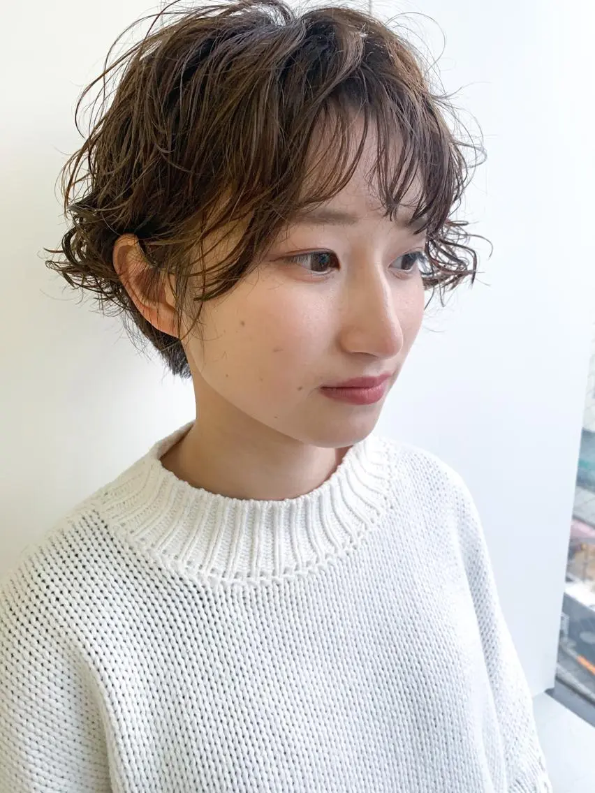 ショート 💜ショート💜 ウルフ、ボブ二色亜美のヘアスタイル