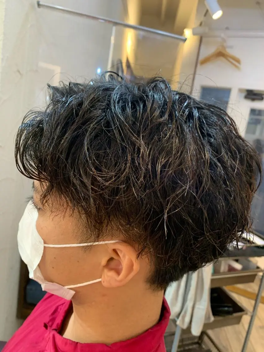 ショート パーマ メンズ カット パーマ 鈴木 英治のヘアスタイル