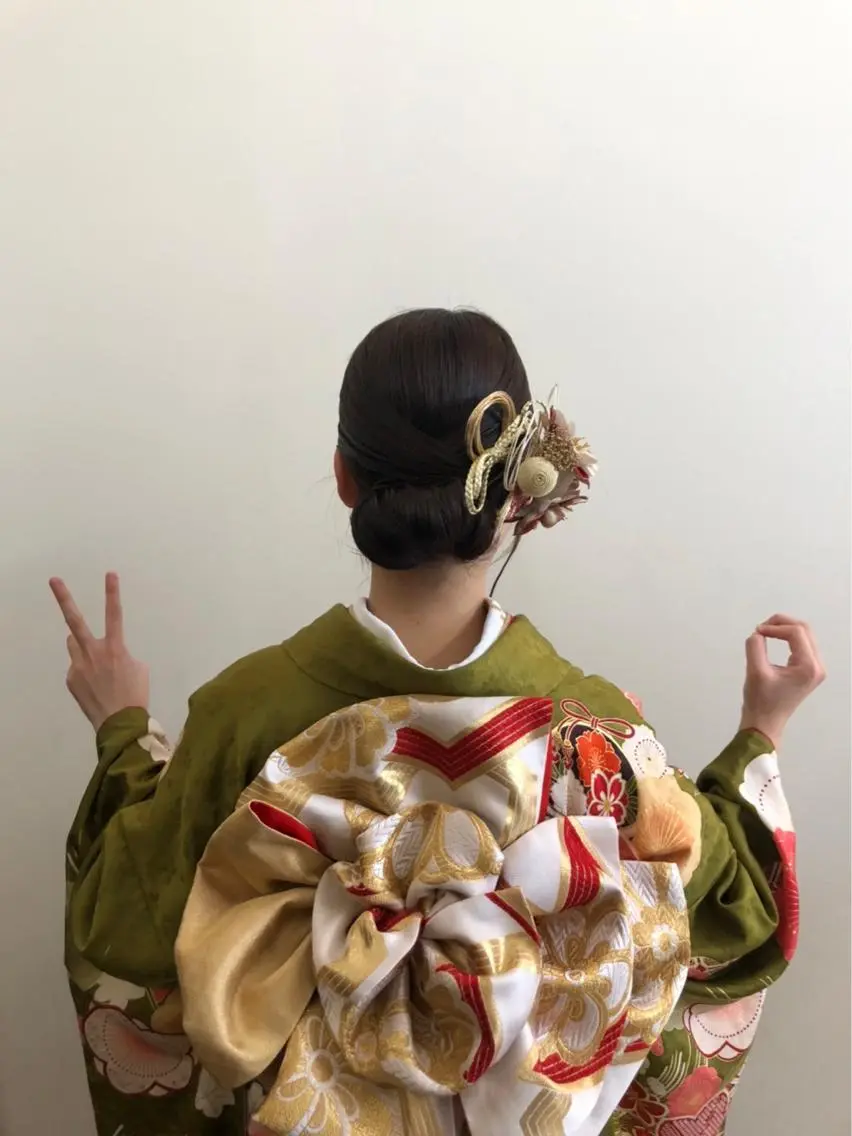 ロング ヘアアレンジ 着物ヘア ヘアセット EARTH中島 秋桜久のヘアスタイル