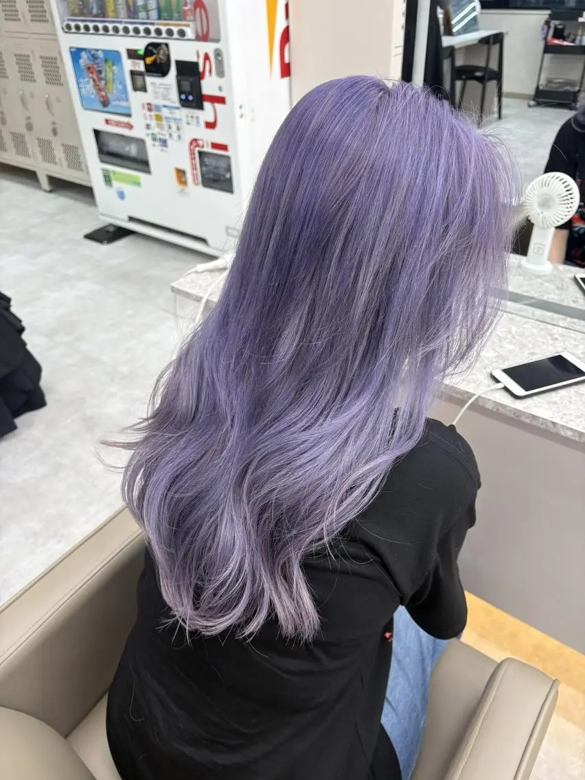ロング カラー ラベンダーカラー ロング 🎀ブリーチ ハイト ーン ♡Kanon♡のヘアスタイル