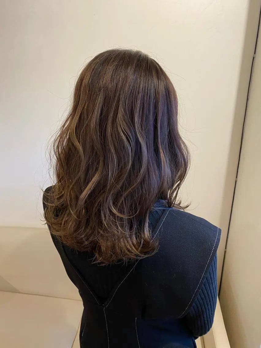 ロング カラー ヘアカラー トリートメント 石井 佑樹のヘアスタイル