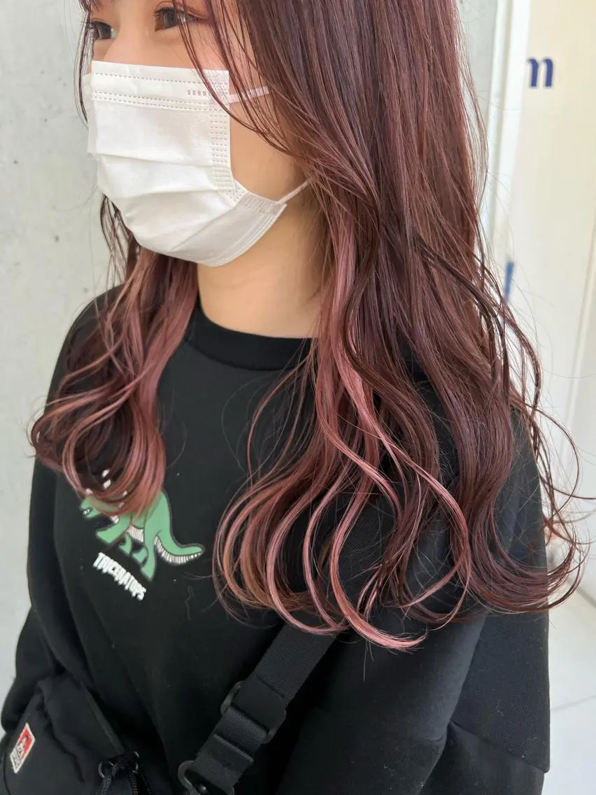 セミロング カラー イヤリングカラー インナーカラー ピンクカラー "小顔カット" Fuko.のヘアスタイル