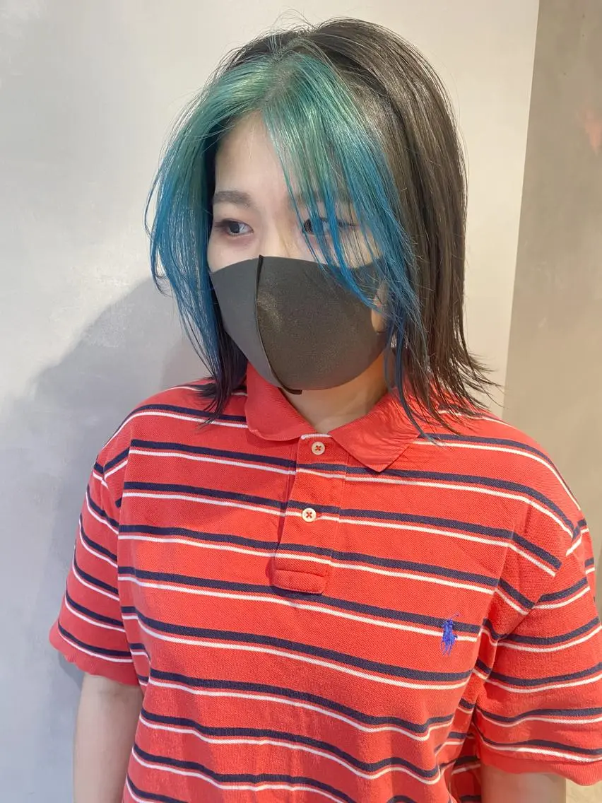 ミディアム カラー ヘアアレンジ ミストバング エメラルドグリーン フェイスフレーミング カット ヘアカラー La.miu 八王子のヘアスタイル