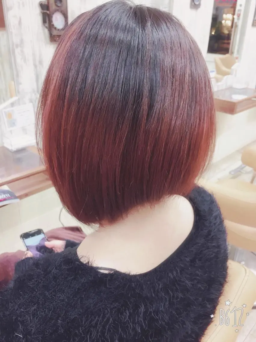 ミディアム 鈴木 悠のヘアスタイル