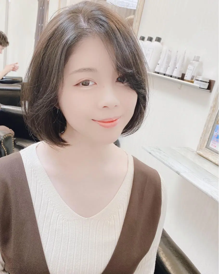 ショート カラー 透明感カラー イルミナカラー ボブ 韓国風ヘア カット ヘアカラー トリートメント YURI ✨のヘアスタイル