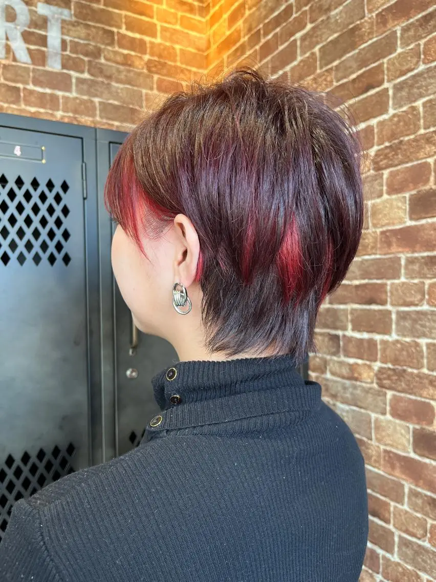 ミディアム カラー パーマ ヘアアレンジ メンズ キッズ ネイル マツエク・マツパ アイブロウ メンズブリーチ メンズハイライト メンズインナーカラー メンズ韓国風 ブリーチ 久木原 ゆりのヘアスタイル