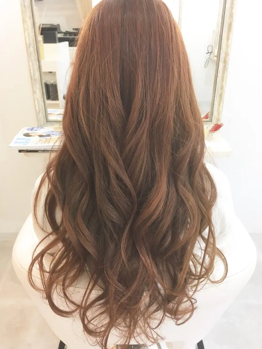 セミロング ロング カラー 髪質改善 中川 翔のヘアスタイル