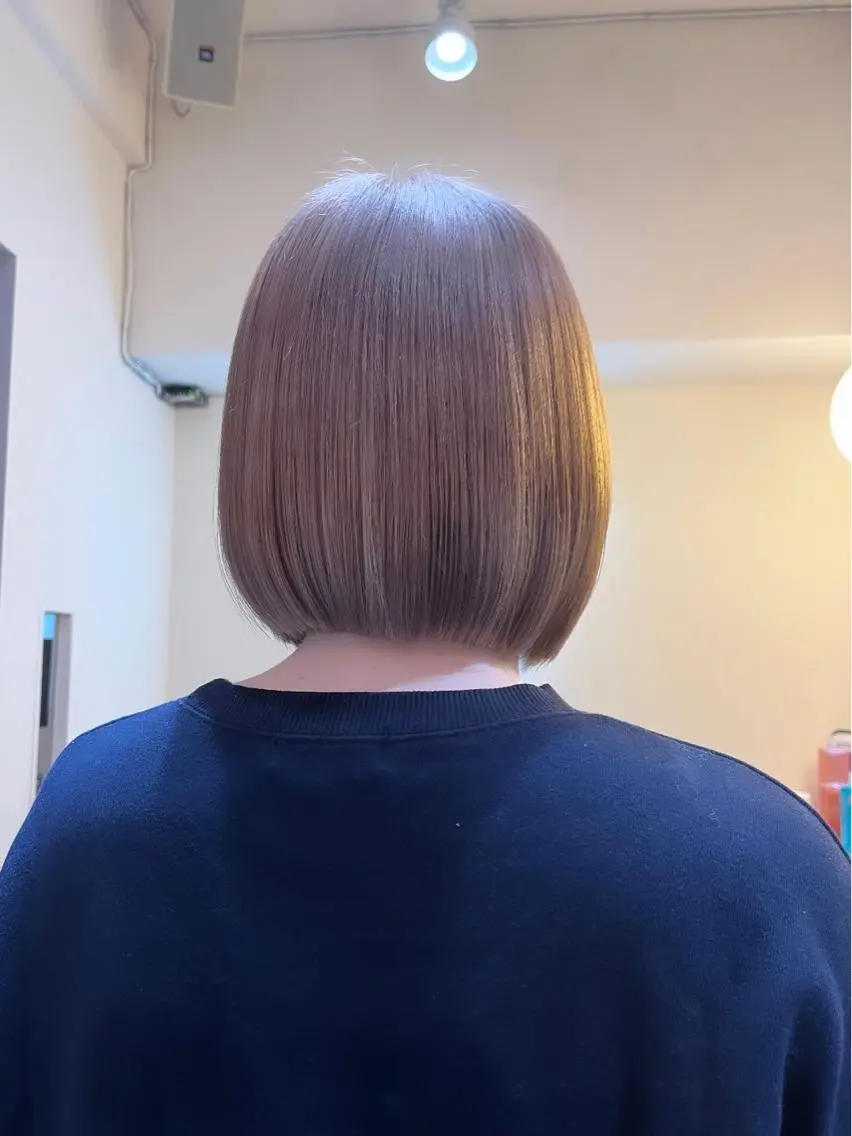 ミディアム カラー ヘアカラー ハイトーンカラー 🦋yuri🦋のヘアスタイル