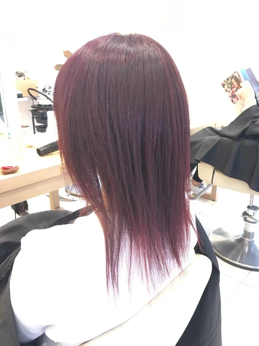 ミディアム カラー ベージュカラー ピンクカラー ピンクベージュ レッドカラー 小田原NO1 美容師 飯田飛翔のヘアスタイル