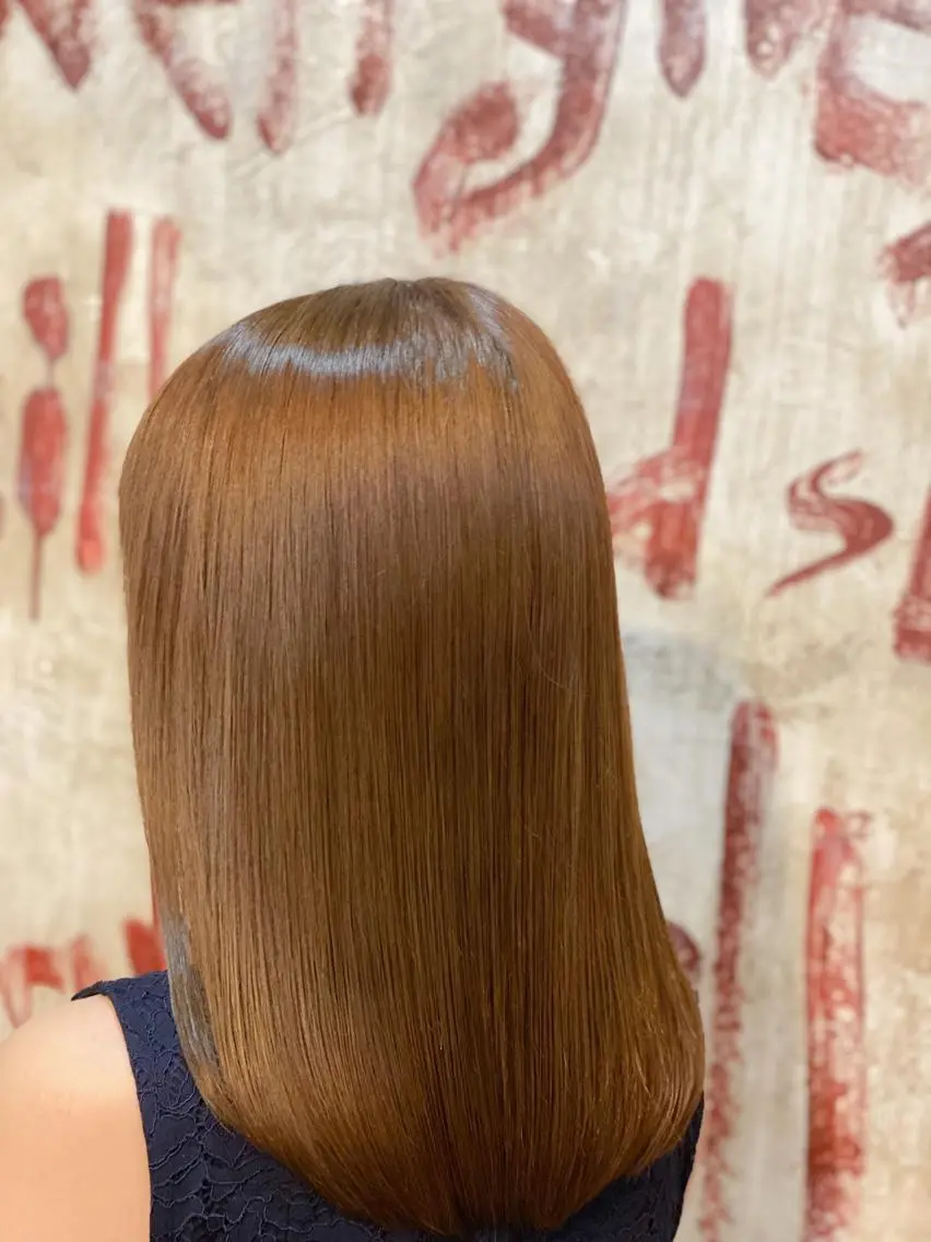 セミロング カラー パーマ 髪質改善 トリートメント ヘアカラー トリートメント ✨ハイトーンカラー 🌈モテ髪のヘアスタイル