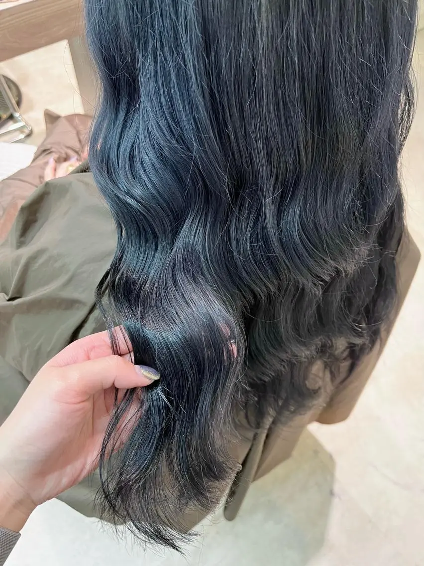 セミロング カラー レイヤー🩵透明感 ೀユイ🌙のヘアスタイル