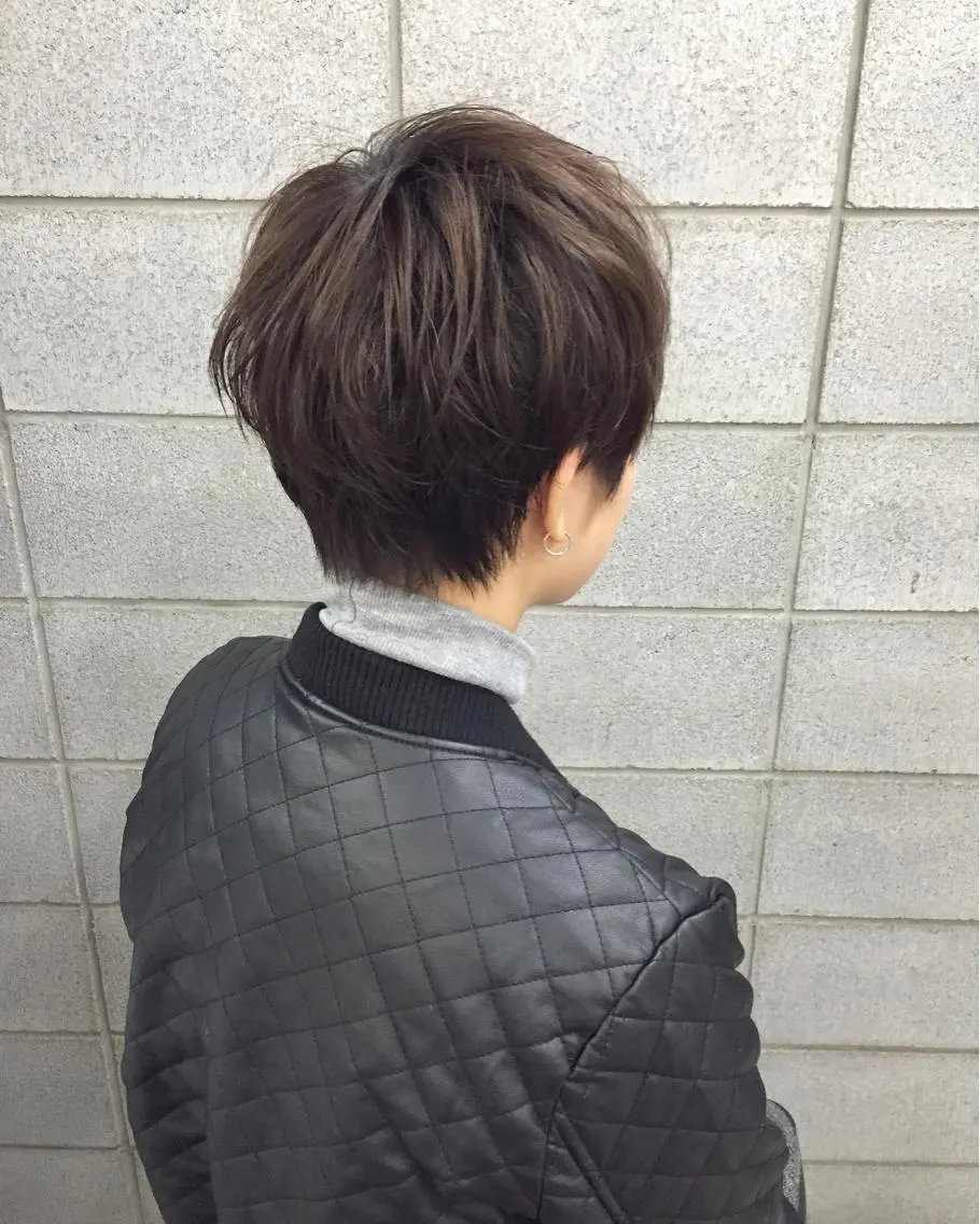 ショート ITO YUKIのヘアスタイル