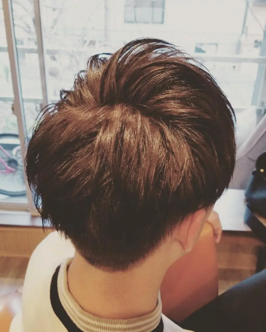 ショート メンズ カラー メンズバレイヤージュ メンズパーマ アディクシーカラー バレイヤージュ イルミナカラー spa hair ark 富井直美のヘアスタイル