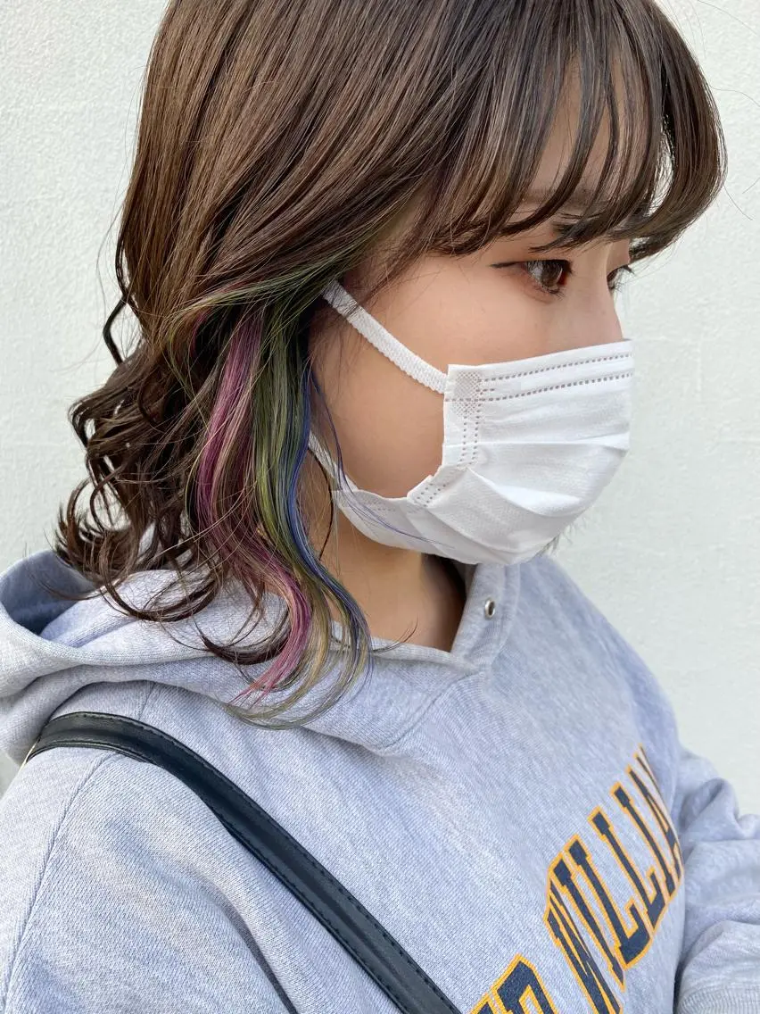 ミディアム カラー ダブルカラー あべ しおりのヘアスタイル