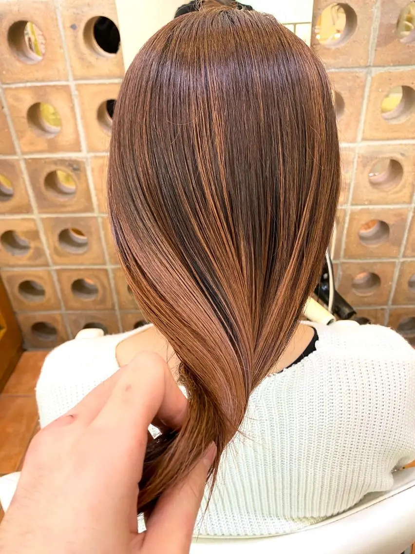 セミロング カラー トリートメント ✨髪質改善専門店✨ QOLU✨のヘアスタイル