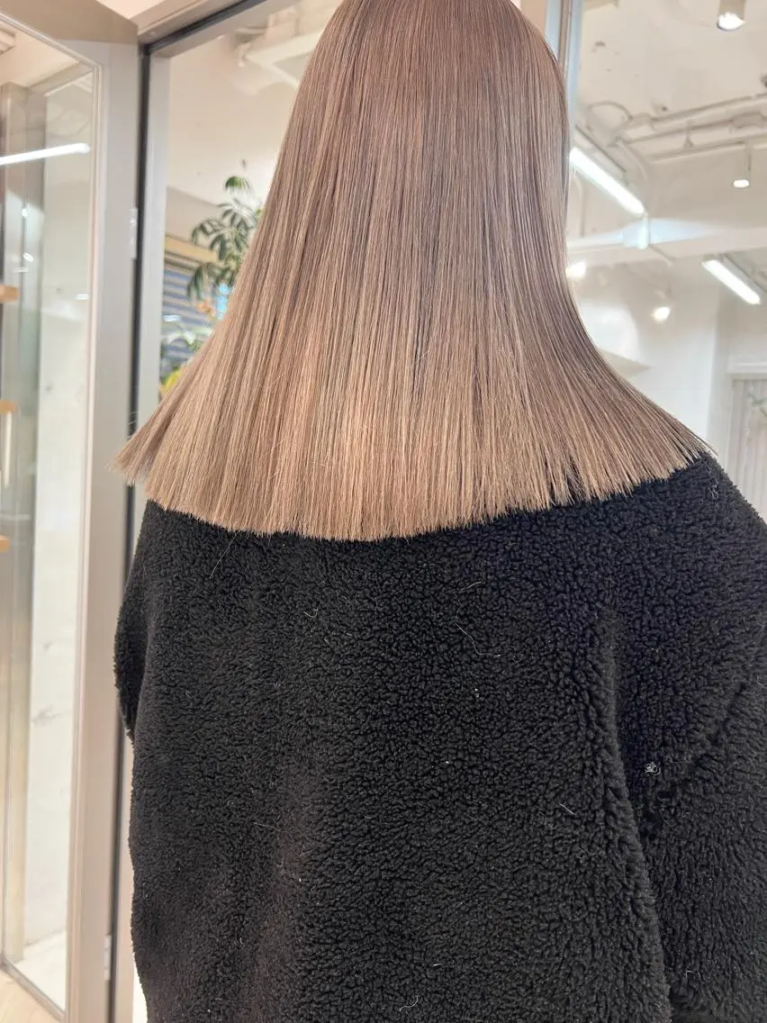 セミロング カラー ベージュカラー ブリーチ カット ヘアカラー トリートメント 🌿ショート🌿 パーマ🌿淳平のヘアスタイル