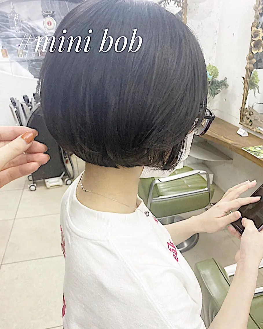 ショート 岩崎 仁美のヘアスタイル