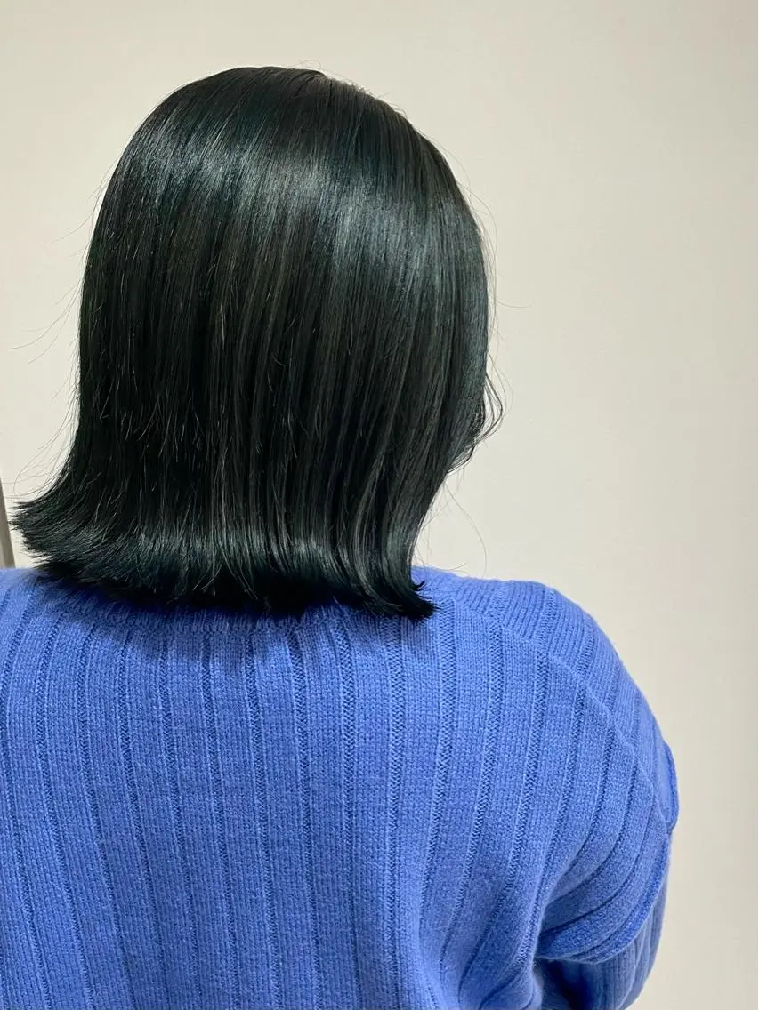 ミディアム カラー ブリーチ ブルーカラー カット パーマ ヘッドスパ EMANON 吉祥寺北口のヘアスタイル