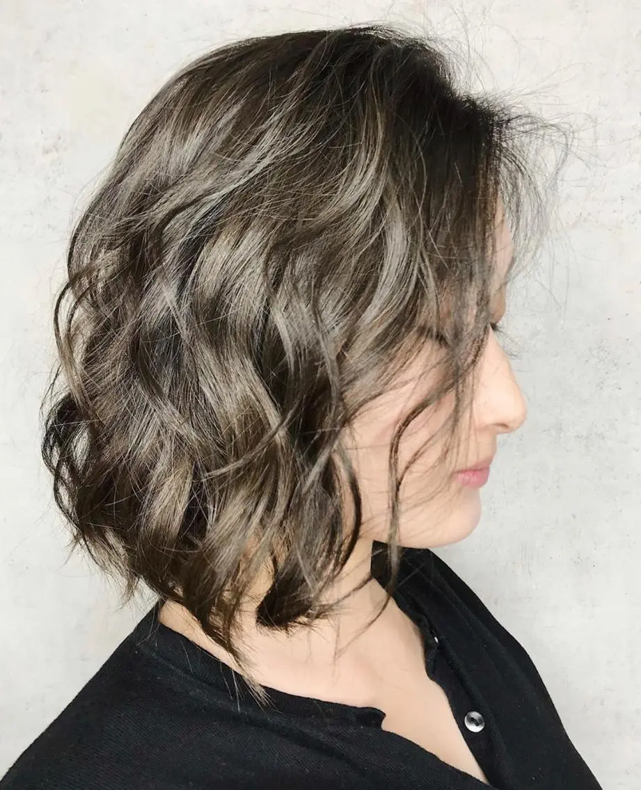 ミディアム カラー ヘアアレンジ アッシュ 勝河 怜楊のヘアスタイル