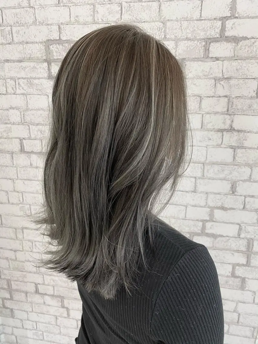 ミディアム ハイライト ショートが得意✂️ 藤城建太のヘアスタイル