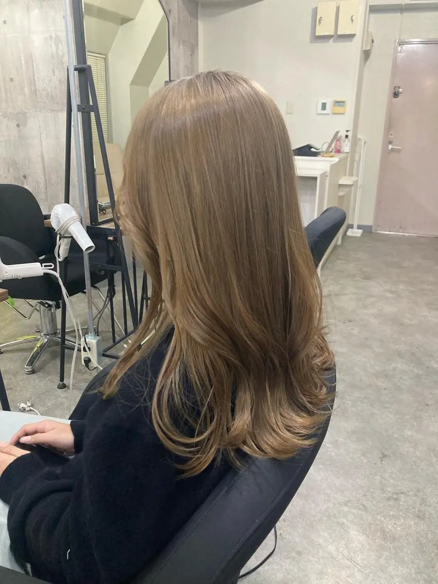 セミロング カラー ヘアアレンジ ヘアカラー トリートメント 猫ッ毛さんヘア🐈 Misa【女性】のヘアスタイル