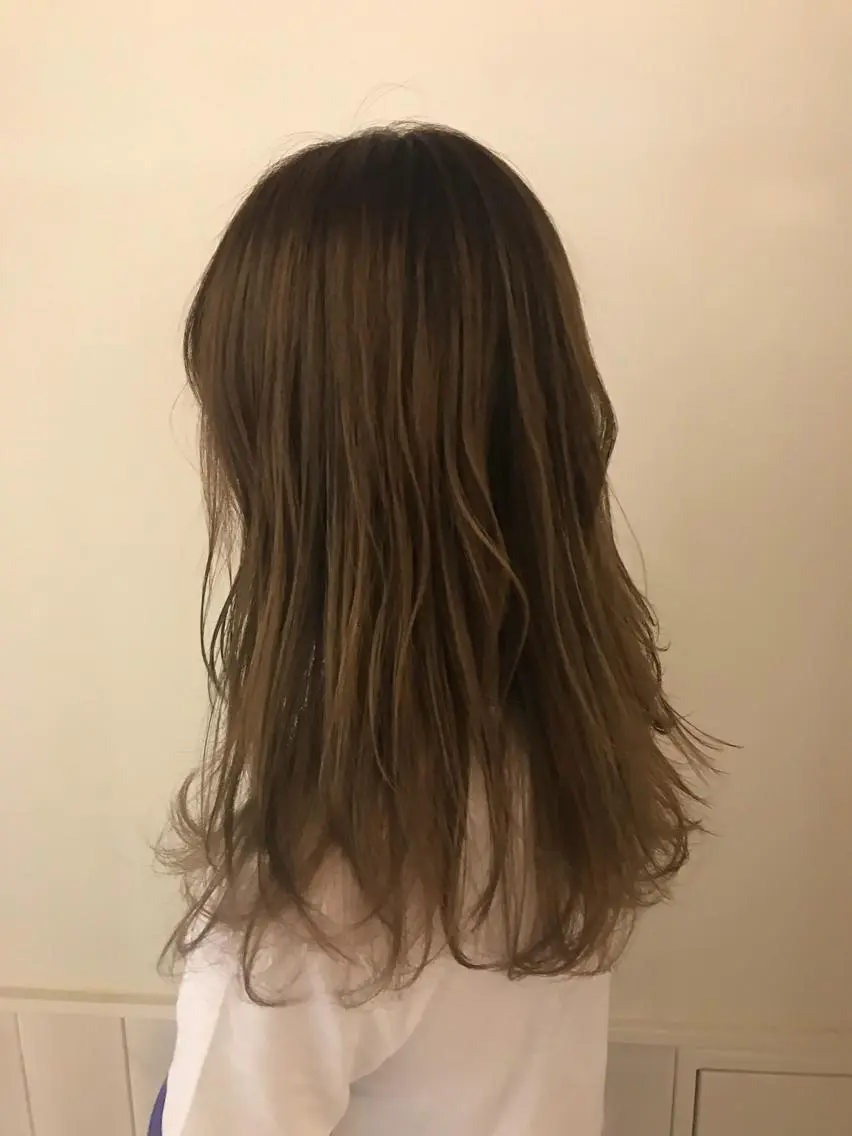 セミロング カラー ベージュカラー フォギーベージュ 清水 ちひろ ✄トップスタイリストのヘアスタイル