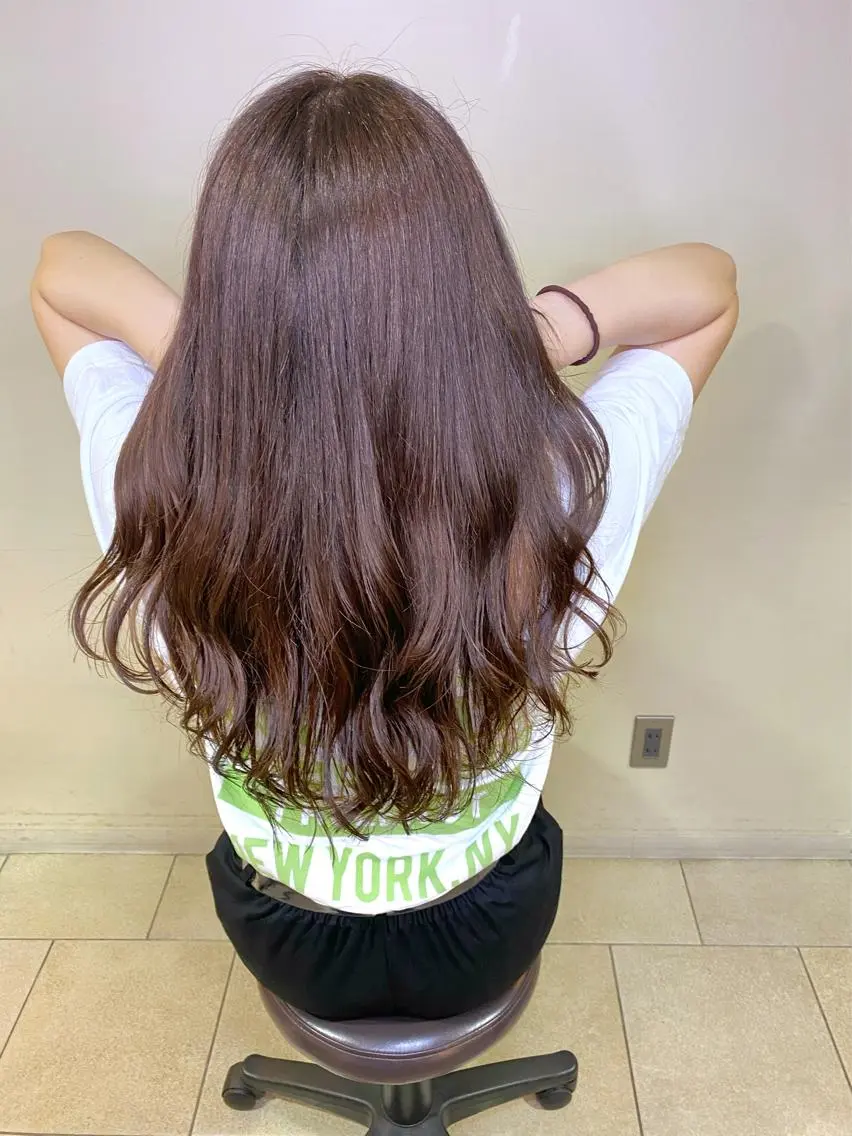 ロング カラー 進 詩織のヘアスタイル