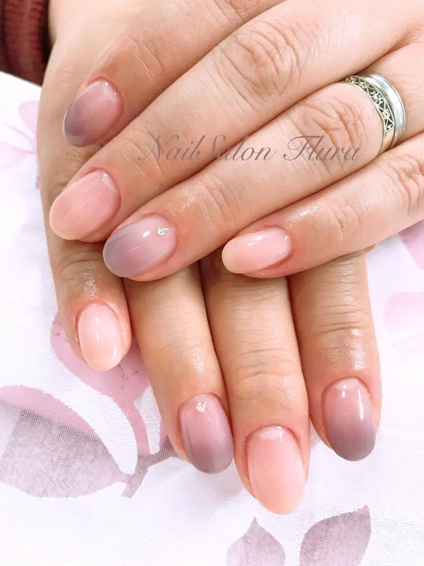 ネイル NailSalon Fluraのネイルデザイン