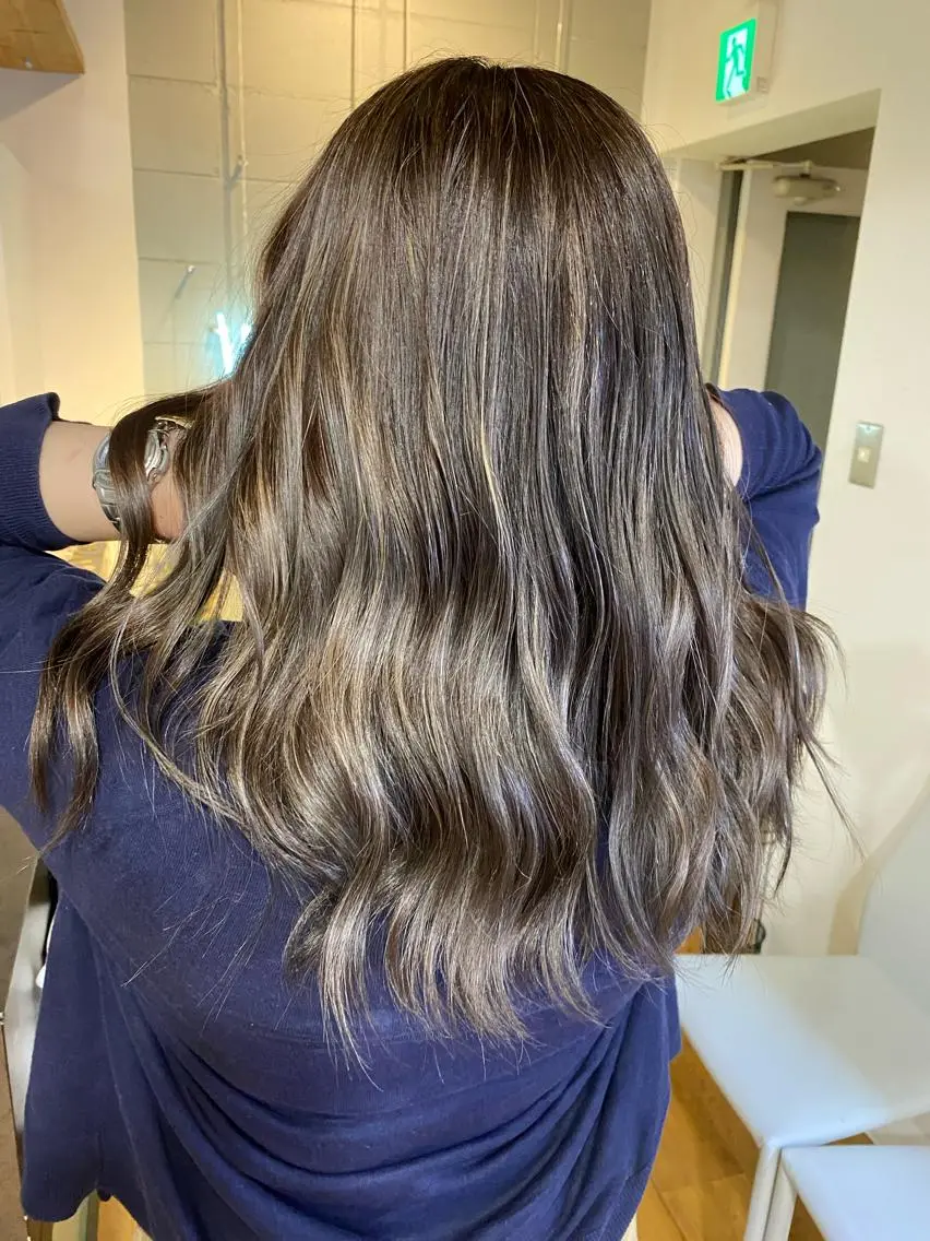セミロング カラー ヘアアレンジ 久米 治仁のヘアスタイル