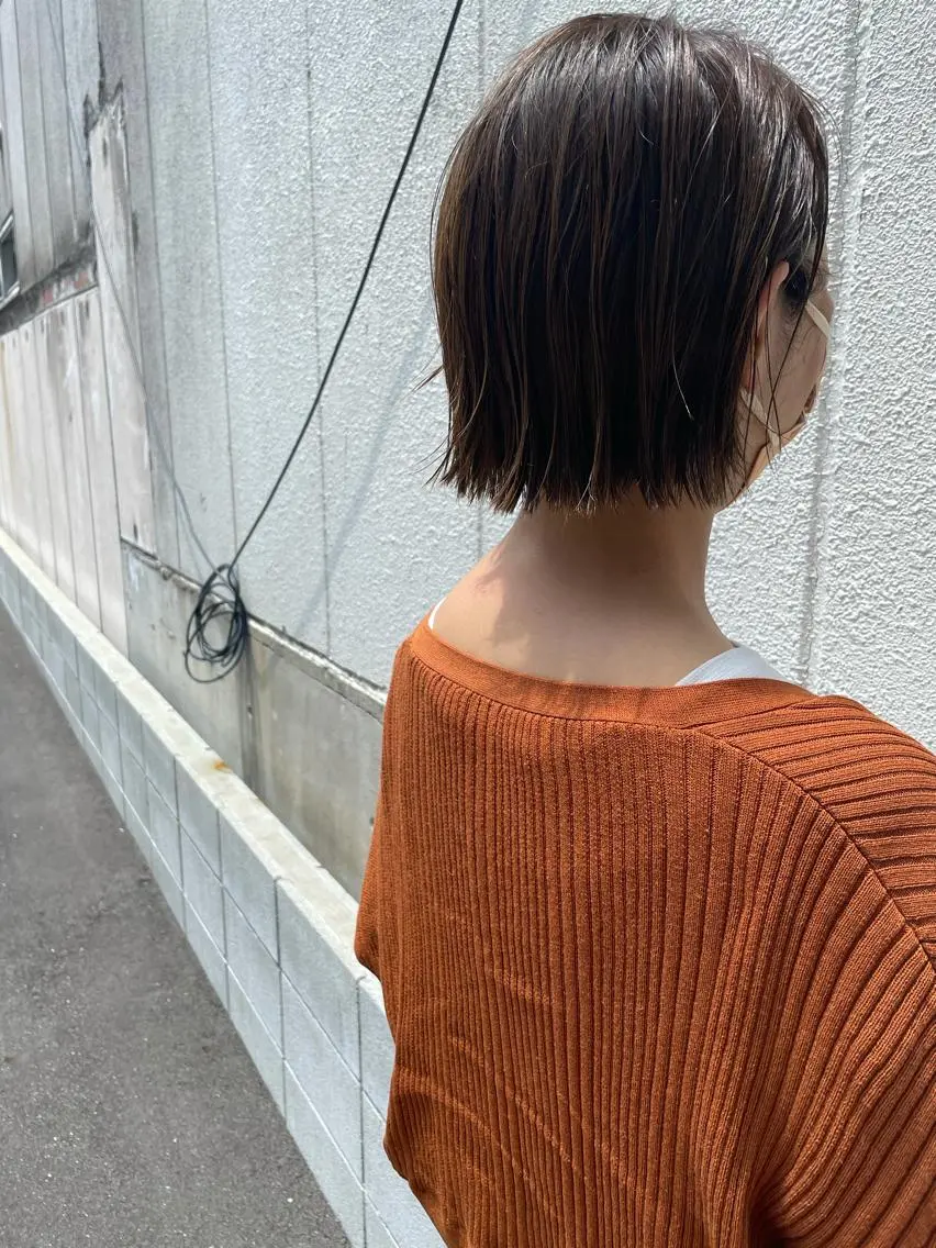 ミディアム 外ハネヘア カット ヘアカラー トリートメント ayane⭐️ボブ・ ショート・パーマのヘアスタイル