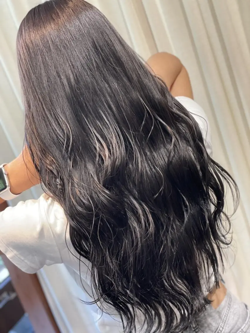 カラー ロング ブリーチ ハイライトカラー ハイライト ハイトーン得意😍 Lumiereのヘアスタイル