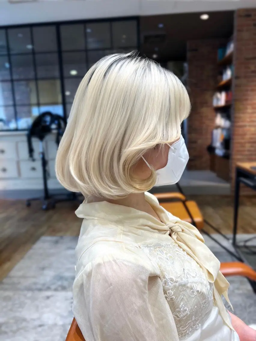 ミディアム カラー パーマ ヘアアレンジ ブリーチ ハイトーンカラー イルミナカラー ボブ くびれヘア 骨格別小顔カット/ 顔周りカット/金井のヘアスタイル