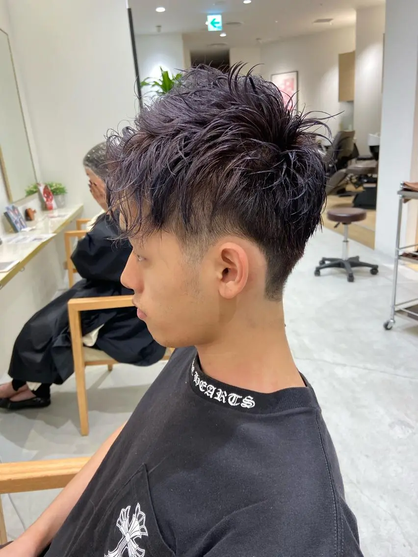 カラー メンズ 刈り上げ アッシュ ラベンダーカラー ラベンダーアッシュ 桝野 尚也のヘアスタイル