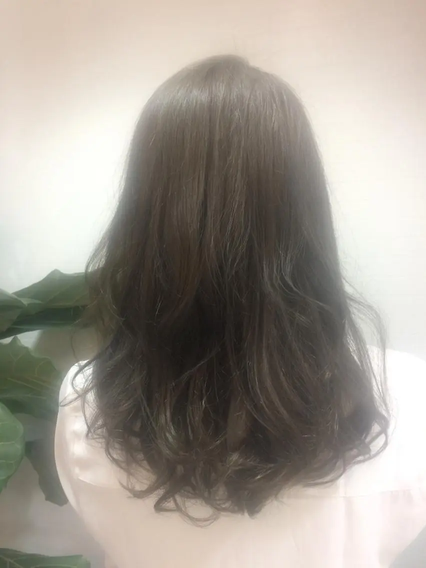 セミロング カラー 🌈白髪ぼかし特化 🌈naokoのヘアスタイル