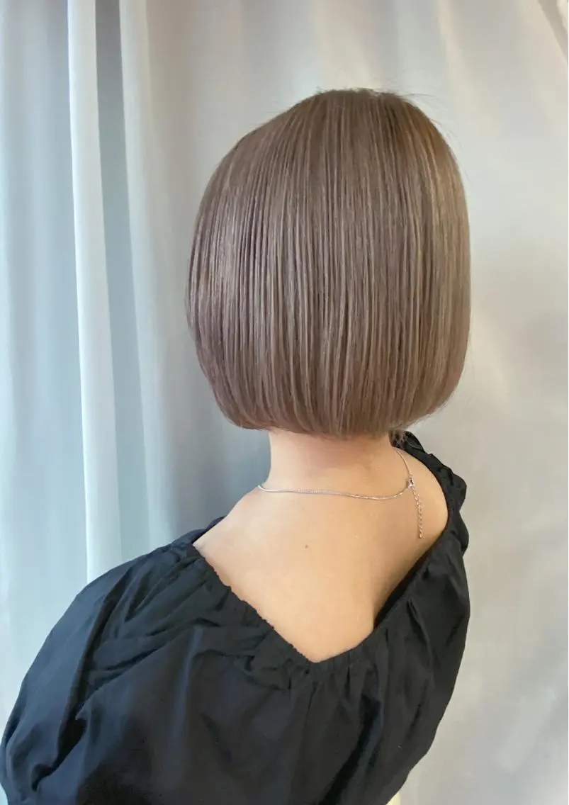 ショート カラー ヘアカラー トリートメント lani ブリーチ /ダブルカラーのヘアスタイル