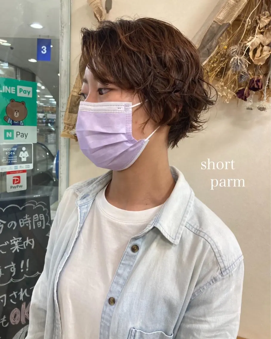 ショート パーマ 切りっぱなしボブ ショートボブ ハンサムショート ボブ ショートヘア カット パーマ トリートメント 初めてのショート お任せください✂️のヘアスタイル